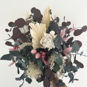 Bouquet de fleurs roses et blanches