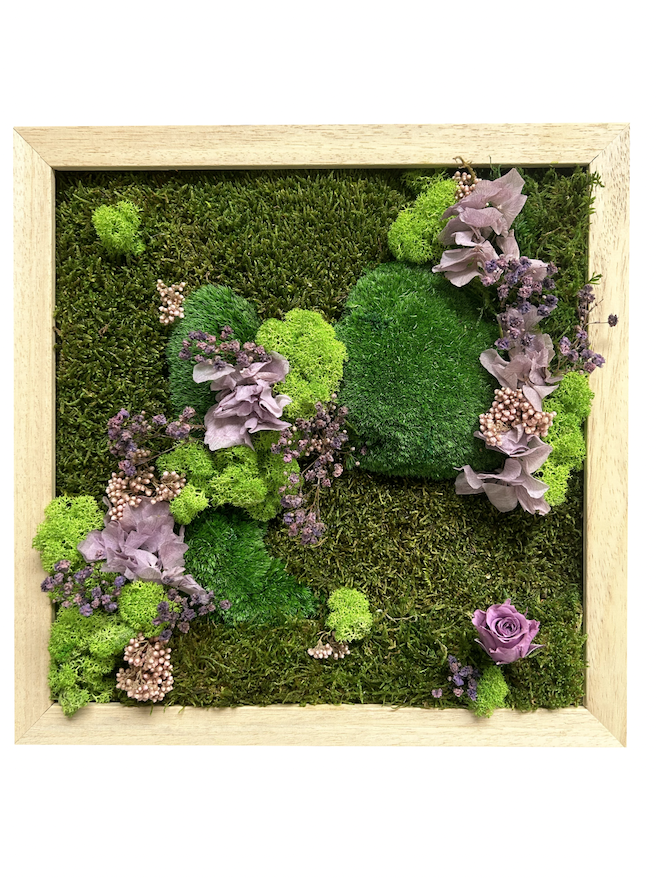 Tableau végétal stabilisé avec feuillages violets et verts